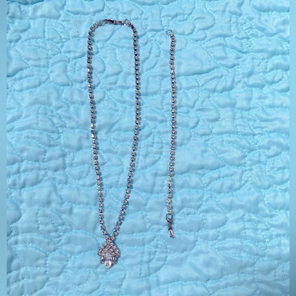 Like New Set Silver Rhinestone Necklace by Avon and Bracelet by Sarah Coventry - Picture 11 of 11